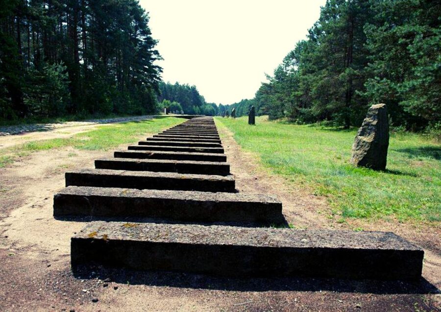 Warsaw: Small-Group Tour to Treblinka Extermination Camp - The 1943 escape story of 840 prisoners