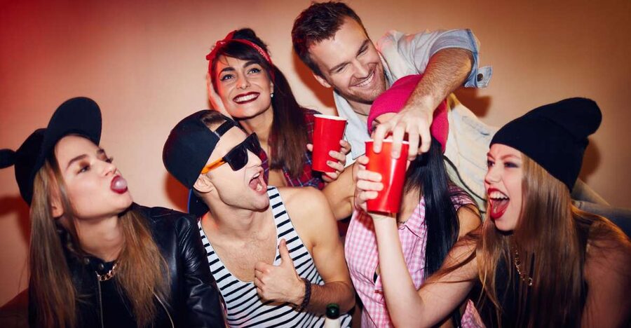 Warsaw: The Original Pub Crawl - Dress Code and Simple Rules Before You Go