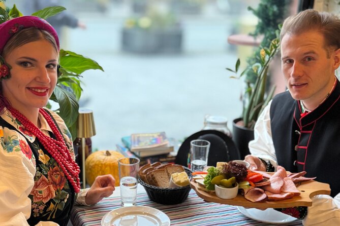 Warsaw Traditional Food Tour with Adrian - Warsaw food in the evening, and why 5pm is a smart plan