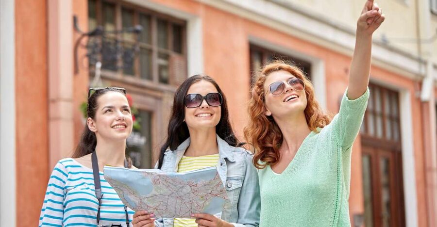 Warsaw Uprising and WWII Old Town Walking Tour with Museum - Old Town memorial stops that actually help you visualize 1944