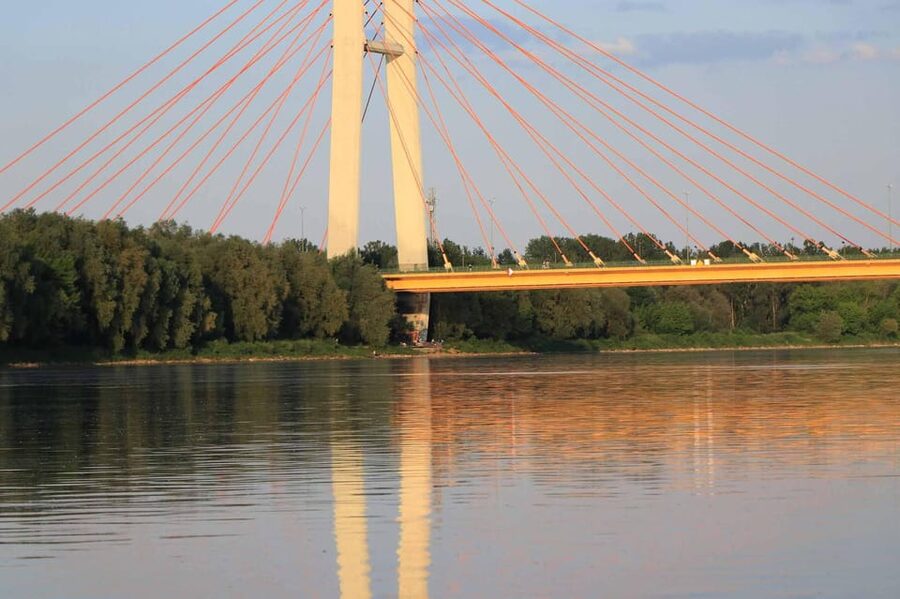 Warsaw: Vistula River Cruise with Your Music & City Views - Price and value: what about $16 gets you