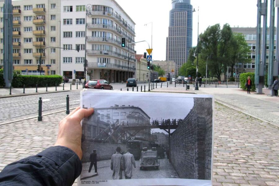 Warsaw: WWII Private Tour by Retro Minibus with Hotel Pickup - The Warsaw Uprising of 1944, and what January 1945 changed