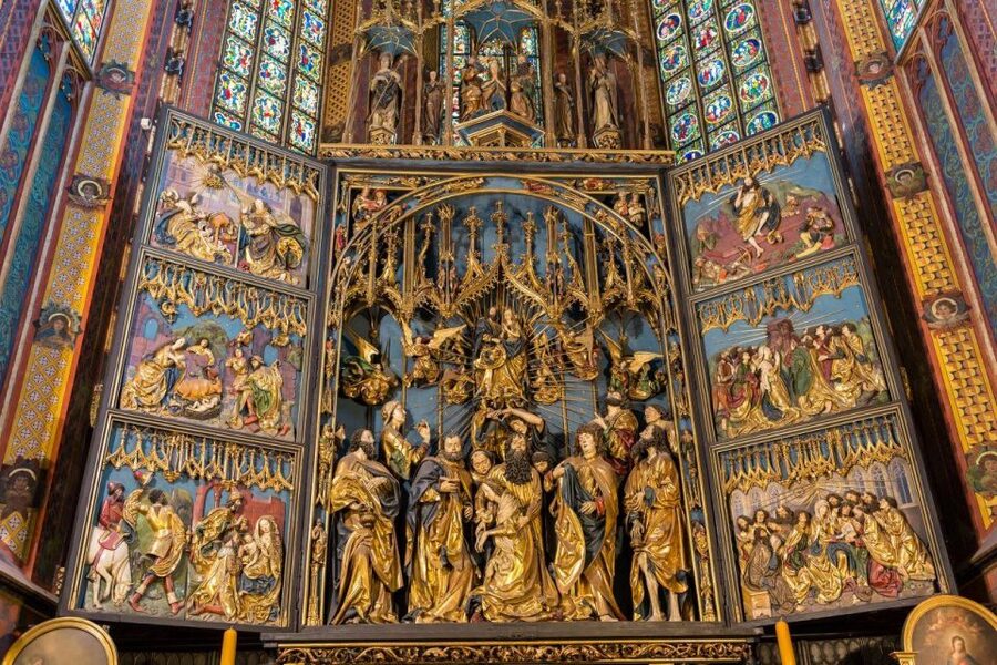 Wawel Castle, Cathedral, Old Town and St. Mary's Basilica - Who should book this Wawel to St. Mary’s tour