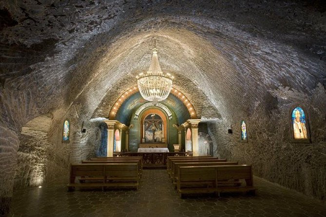 Wieliczka Salt Mine Guided Tour with Hotel Transfers - The walk, the warmth, and the climb back: how demanding is it?