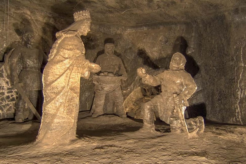 Wieliczka Salt Mine Tour from Krakow - Door-to-door from Krakow, with English support and a clear start