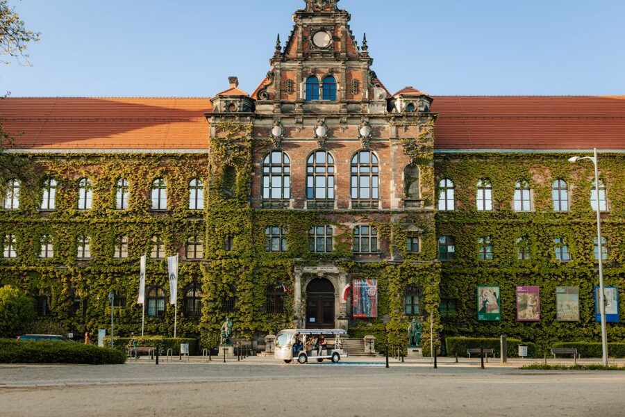 Wroclaw: 2-Hour Private Guided Tour by Electric Car - Key highlights worth planning around