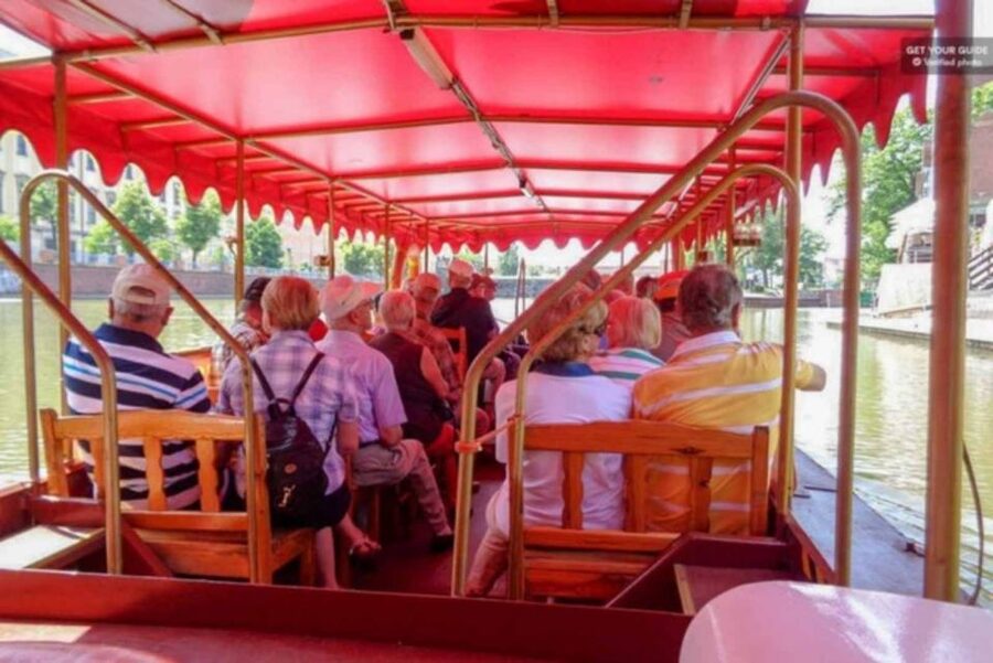 Wrocław: city walk with a professional guide and cruise - St. Elizabeth’s Church and the Engler Organ Moment