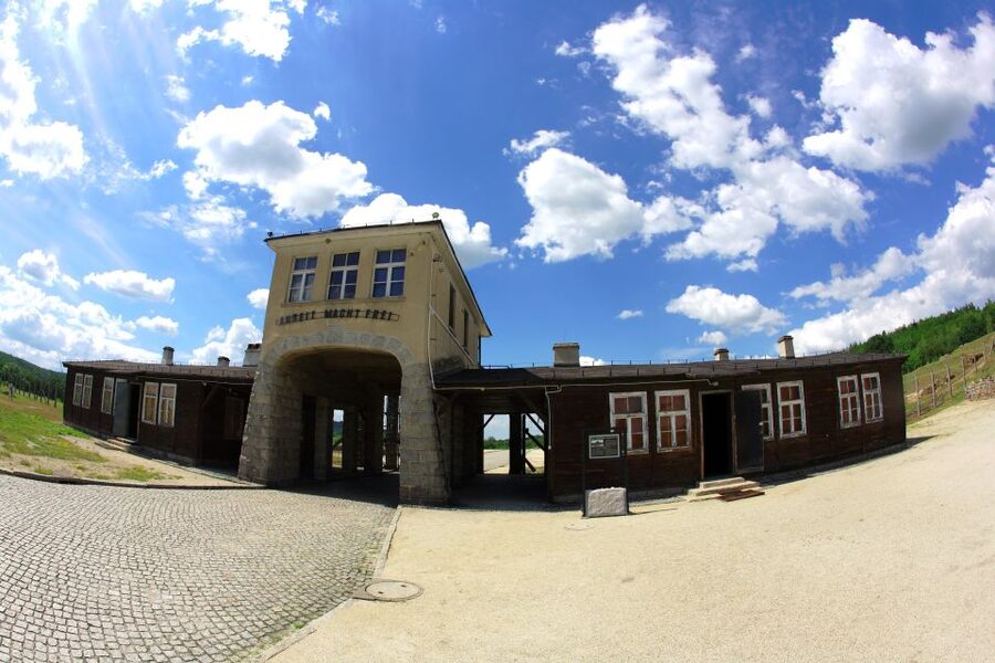 Wroclaw: Day of WW2: Riese, Gross-Rosen, Ksiaz Castle - Should you book this WW2 Wrocław day trip?
