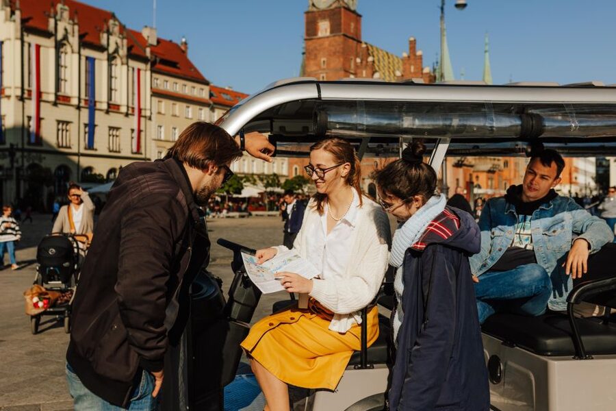 Wroclaw: E-Car Tour and Audio Guide - What the Live Guide and Audio Guide Add (And How You’ll Use Them)