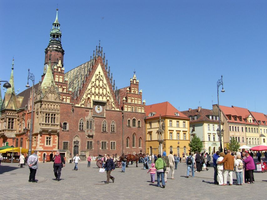 Wrocław: Long City Guided-Walk and River Cruise (3 h) - Mathematical Tower viewpoints and a quick stop at Wrocław Market Hall