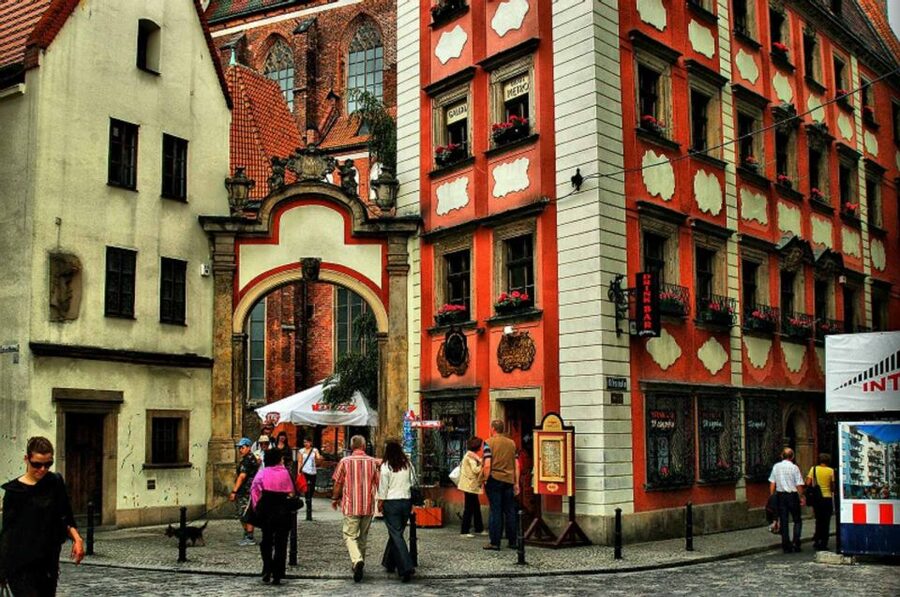Wroclaw: Secrets of Wroclaw Walking Tour (2 hours) - Who this Wrocław secrets tour suits best