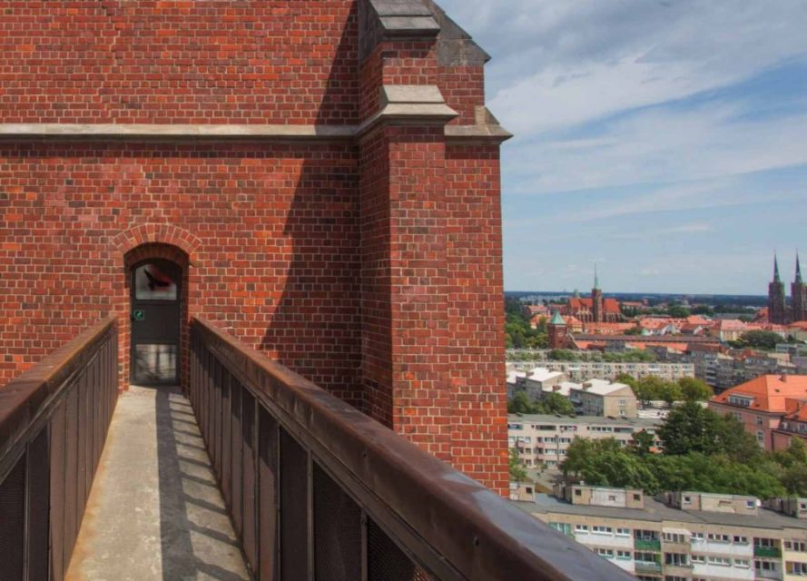 Wroclaw: Secrets of Wroclaw Walking Tour (2 hours) - Price and value for a private group up to 9 people
