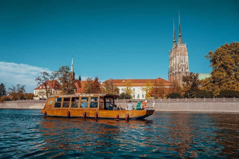 Wroclaw: ticket for Old Town boat cruise by heated ship - Boarding on Grodzka Street: Easy Start Near the Market