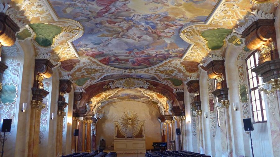 Wrocław University: Tour with Audio Guide & Admission - Who this tour is best for