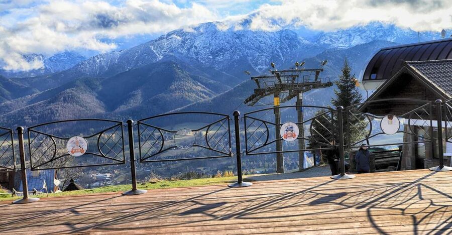 Zakopane and Tatra Mountains Day Tour from Krakow - Arriving in Zakopane: wooden houses, markets, and choosing your own rhythm