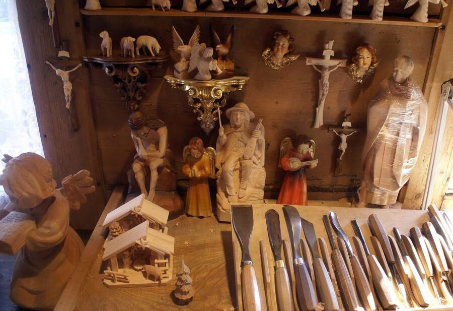 Zakopane & Tatra Mountains Private Full-Day Tour from Krakow - Peksowy Brzyzek wooden cemetery: the quieter, more emotional stop