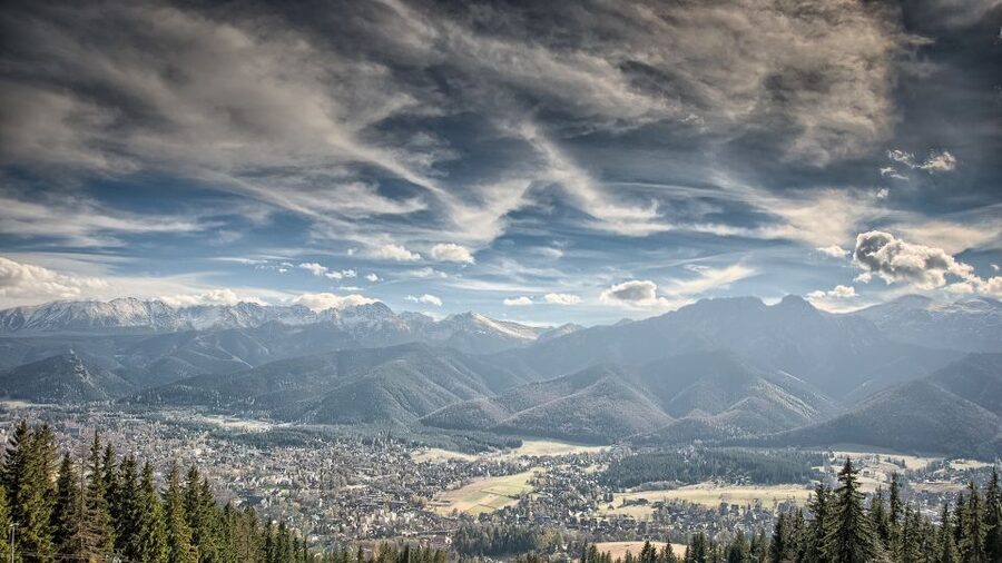 Zakopane & Tatra Mountains Private Full-Day Tour from Krakow - Jaszczurówka Chapel viewpoint: scenic views on the way
