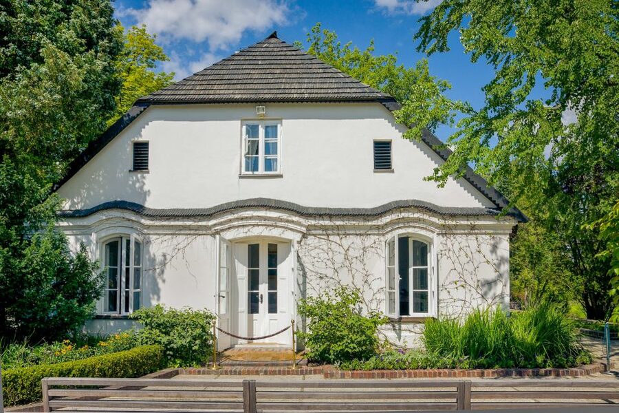 Zelazowa Wola: Frederic Chopin Half-Day Private Tour - Transportation, Ticket Line, and Included Value